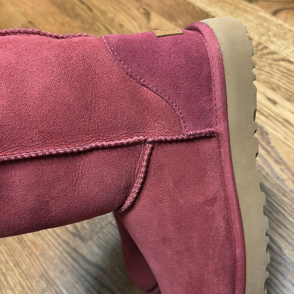 Classic Short UGG - Picture 9 of 10